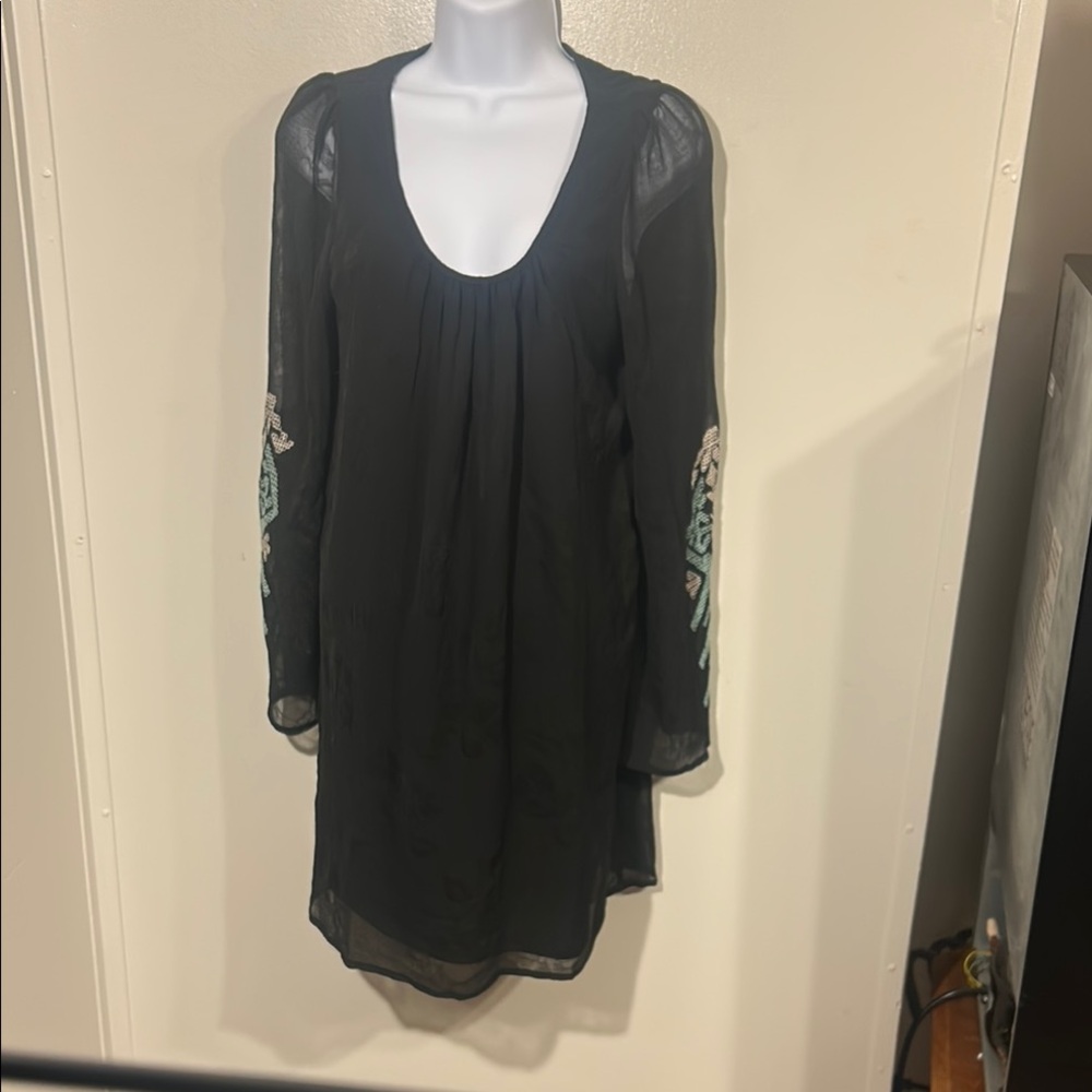 Umgee Black Sheath Dress with Bishop Sleeves and Scoop Neck